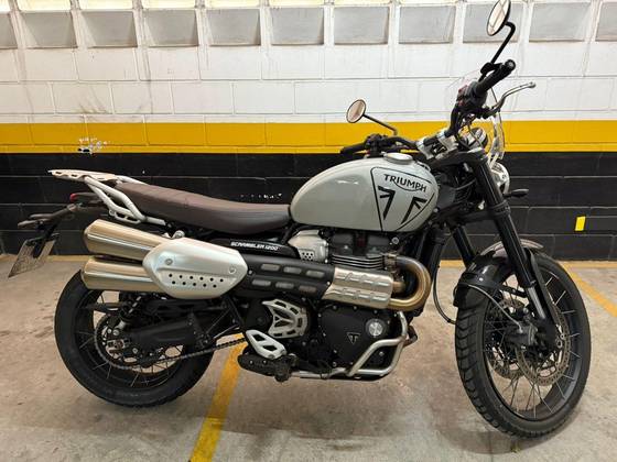 TRIUMPH BONNEVILLE SCRAMBLER 1200 X 